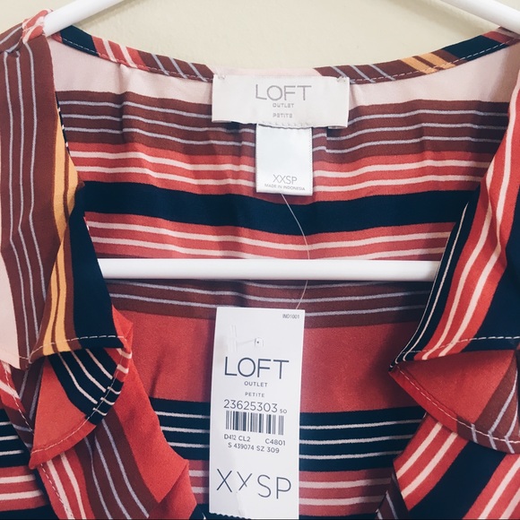 NWT Loft Blouse XXSP Outlet - Picture 3 of 3